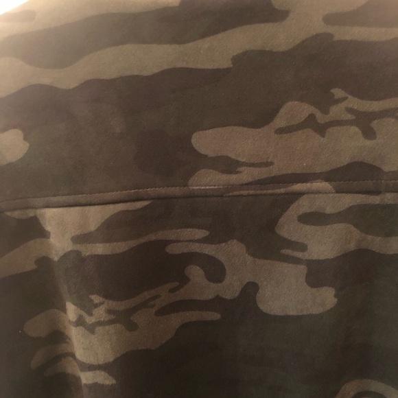 Sanctuary Faux Suede Camo Moto Jacket Full Zip Pockets Green Black Soft and Cozy - Picture 6 of 10